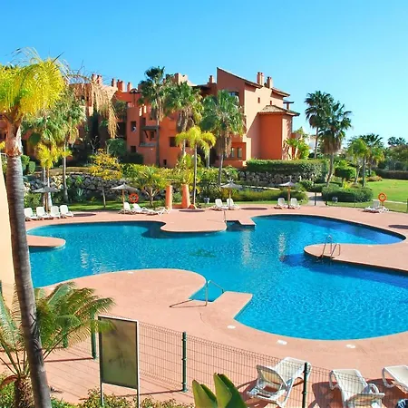 Excellent Holiday With Pool View Apartment *