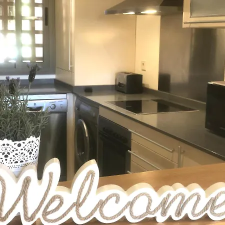 Excellent Holiday With Pool View Apartment *