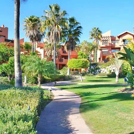 Excellent Holiday With Pool View Apartment *