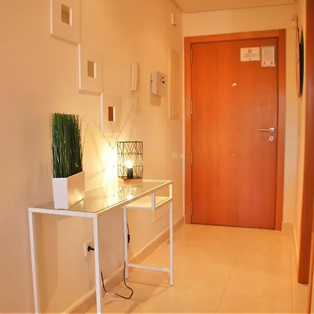 Apartment Excellent Holiday With Pool View
